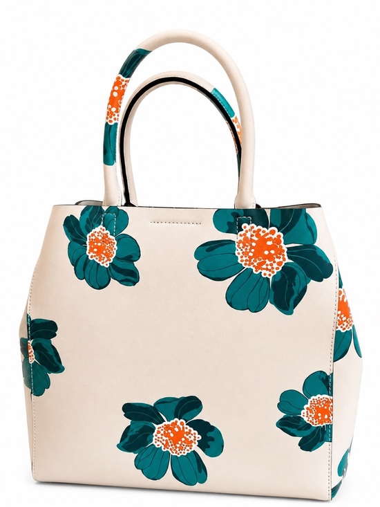 Banana Republic Handbags - Gorgeous Banana Republic handbag